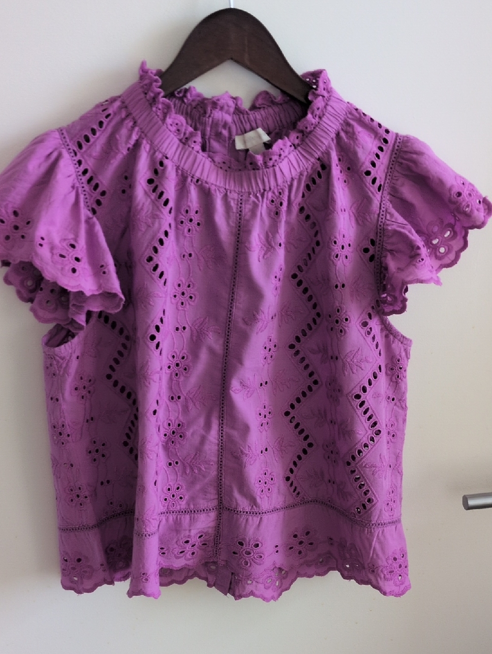 Women's Lilac Eyelet Flutter Sleeve Blouse